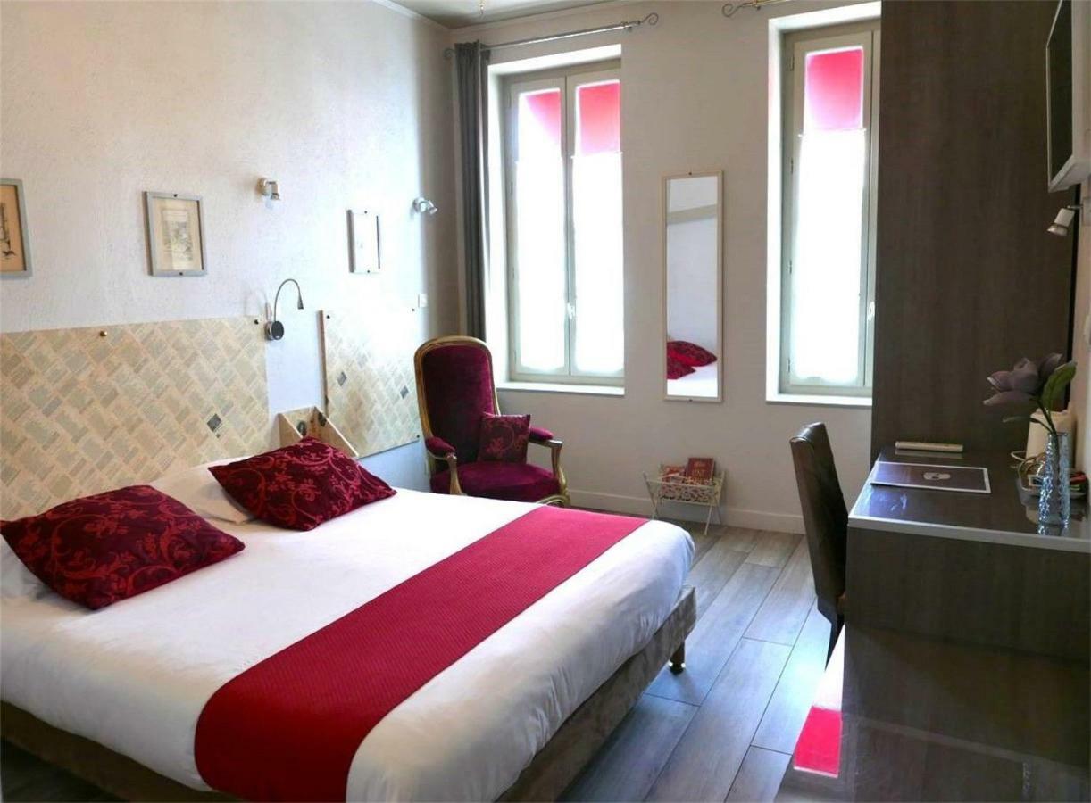 Hotel Mille Et Une Feuilles La Charité-sur-Loire Dış mekan fotoğraf